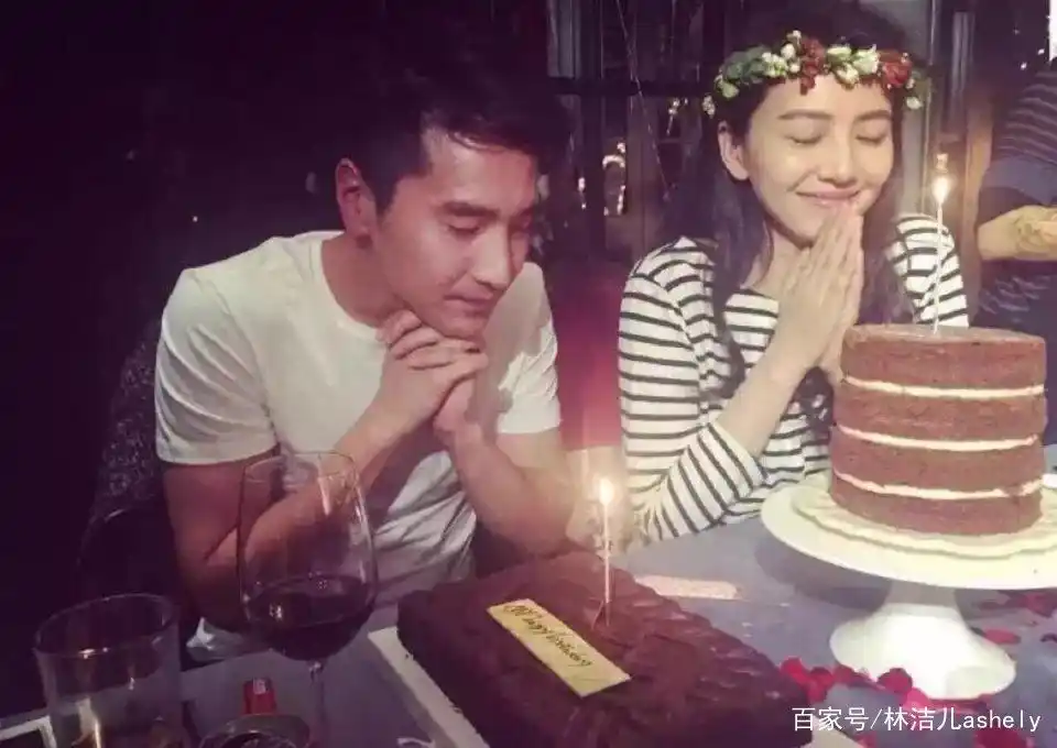 女明星的笑容_女明星笑容美_如何笑得更美